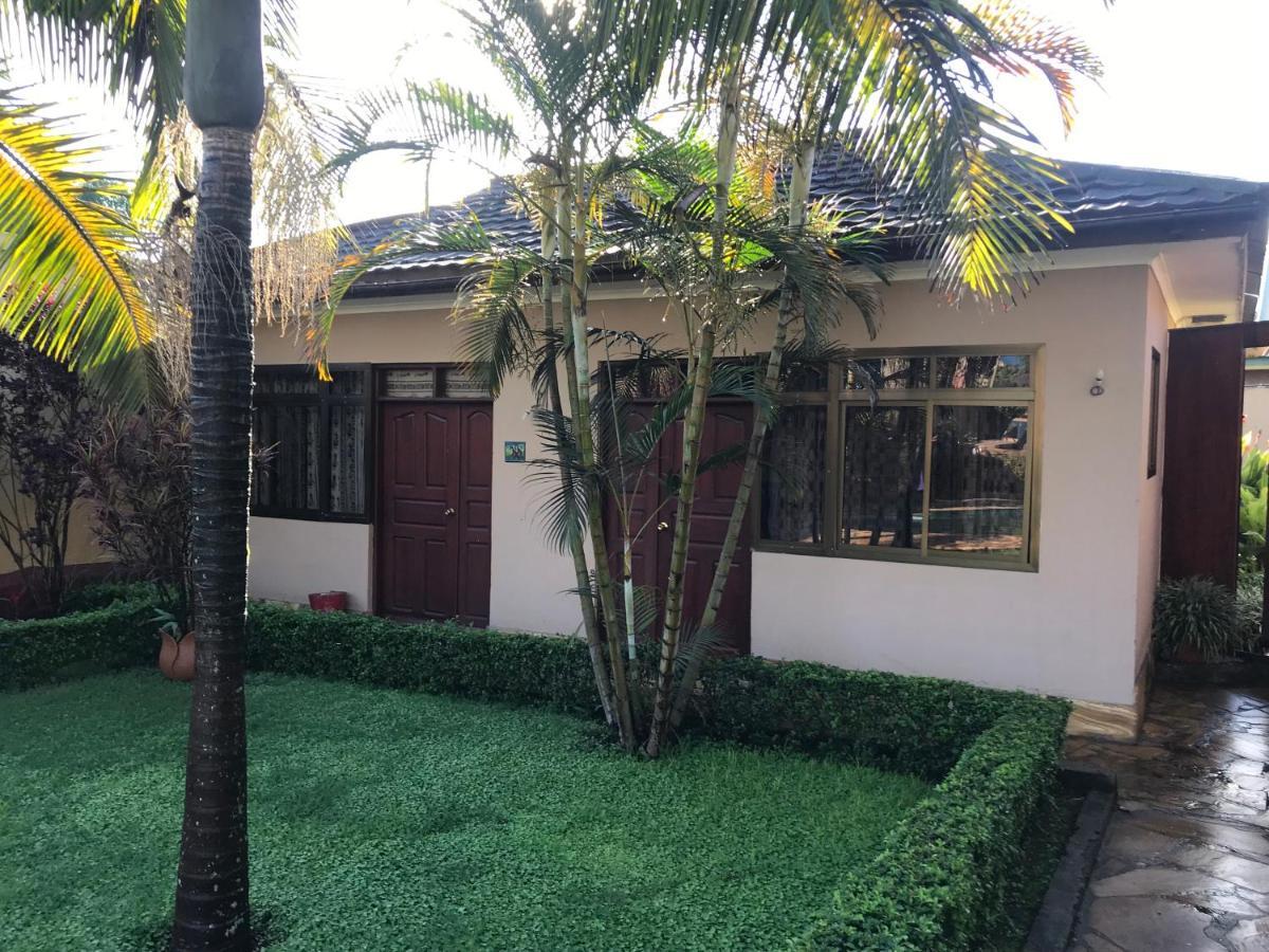 Ahadi Lodge Arusha Kültér fotó