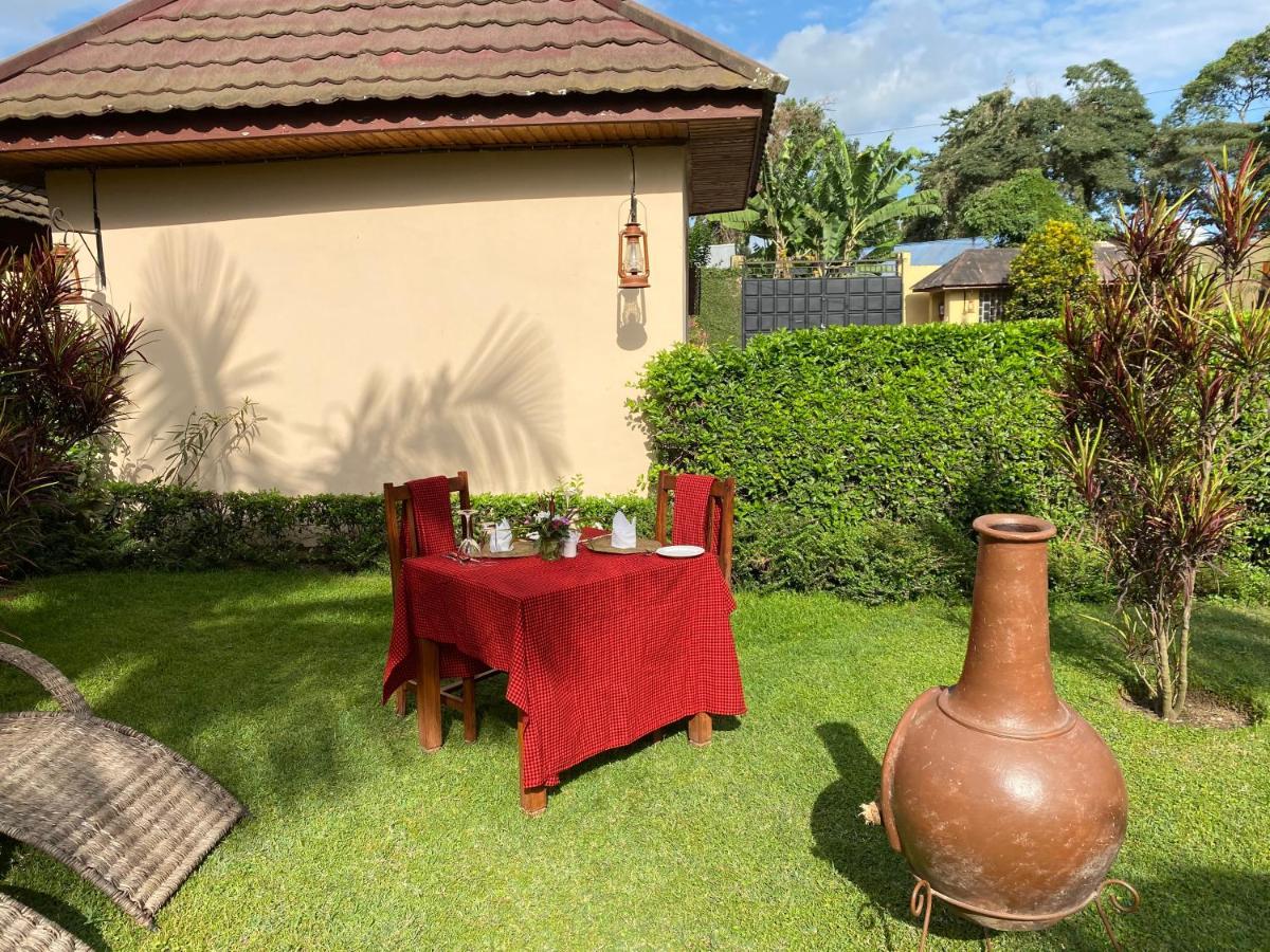 Ahadi Lodge Arusha Kültér fotó